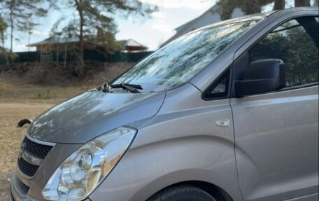 Hyundai Grand Starex Grand Starex I рестайлинг 2, 2011 год, 1 450 000 рублей, 3 фотография