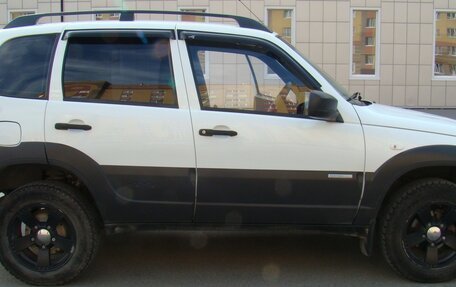 Chevrolet Niva I рестайлинг, 2014 год, 650 000 рублей, 2 фотография
