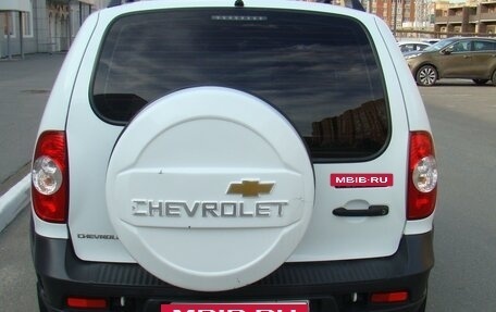 Chevrolet Niva I рестайлинг, 2014 год, 650 000 рублей, 4 фотография