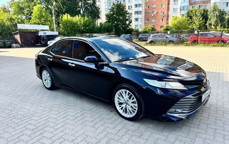 Toyota Camry, 2019 год, 3 200 000 рублей, 5 фотография