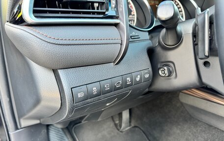 Toyota Camry, 2019 год, 3 200 000 рублей, 14 фотография