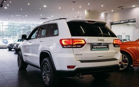 Jeep Grand Cherokee, 2018 год, 2 650 000 рублей, 4 фотография