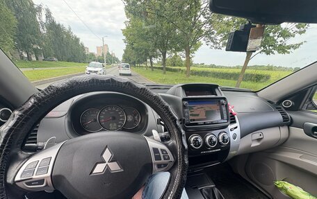 Mitsubishi Pajero Sport II рестайлинг, 2015 год, 2 200 000 рублей, 12 фотография