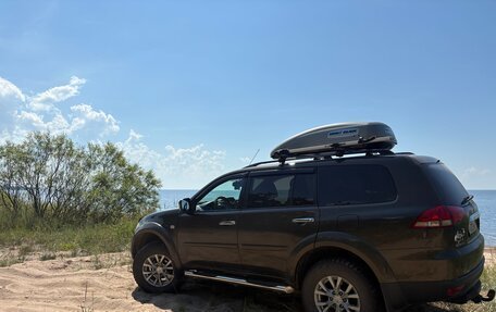 Mitsubishi Pajero Sport II рестайлинг, 2015 год, 2 200 000 рублей, 2 фотография