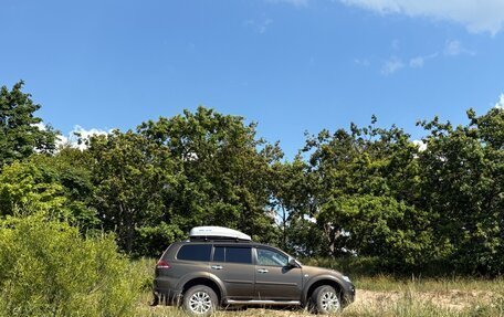 Mitsubishi Pajero Sport II рестайлинг, 2015 год, 2 200 000 рублей, 6 фотография