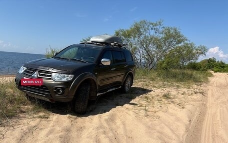 Mitsubishi Pajero Sport II рестайлинг, 2015 год, 2 200 000 рублей, 4 фотография