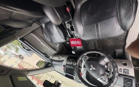 Mitsubishi Pajero Sport II рестайлинг, 2015 год, 2 200 000 рублей, 15 фотография