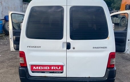 Peugeot Partner II рестайлинг 2, 2011 год, 500 000 рублей, 4 фотография