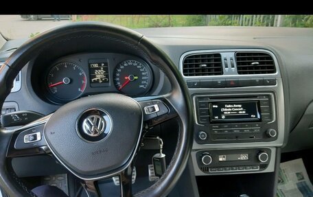 Volkswagen Polo VI (EU Market), 2016 год, 1 180 000 рублей, 2 фотография