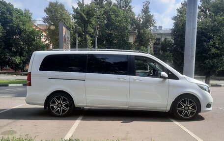 Mercedes-Benz V-Класс, 2017 год, 3 850 000 рублей, 5 фотография