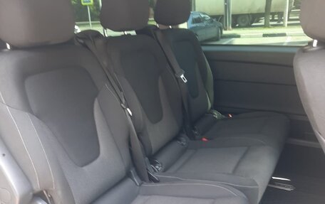 Mercedes-Benz V-Класс, 2017 год, 3 850 000 рублей, 13 фотография