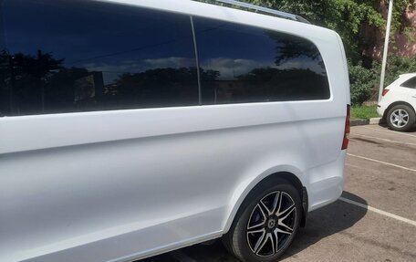 Mercedes-Benz V-Класс, 2017 год, 3 850 000 рублей, 32 фотография