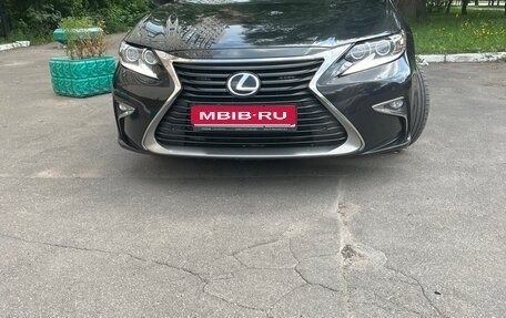 Lexus ES VII, 2016 год, 2 350 000 рублей, 1 фотография