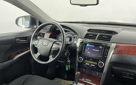 Toyota Camry, 2012 год, 1 620 000 рублей, 14 фотография