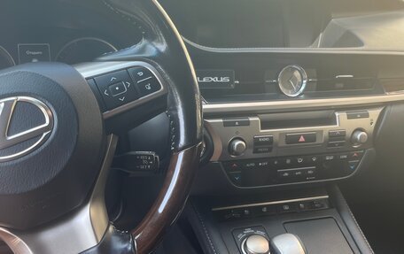 Lexus ES VII, 2016 год, 2 350 000 рублей, 17 фотография