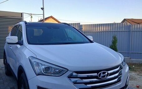 Hyundai Santa Fe III рестайлинг, 2012 год, 2 200 000 рублей, 2 фотография