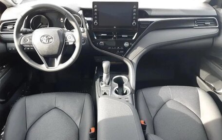Toyota Camry, 2021 год, 3 100 000 рублей, 5 фотография