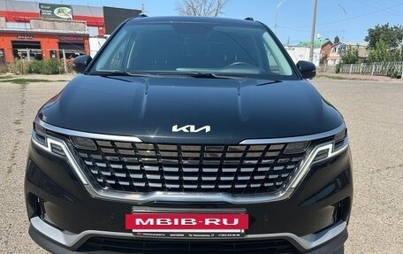 KIA Carnival, 2023 год, 4 300 000 рублей, 2 фотография