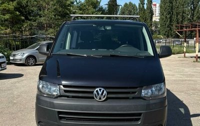 Volkswagen Caravelle T5, 2014 год, 3 000 000 рублей, 1 фотография