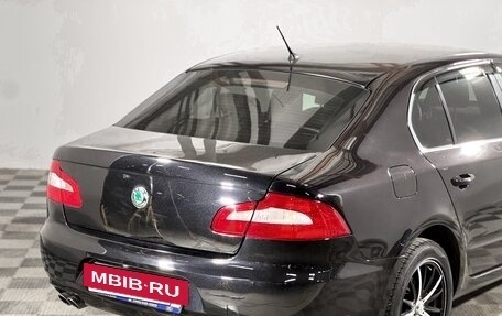 Skoda Superb III рестайлинг, 2013 год, 880 000 рублей, 3 фотография