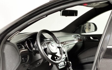 Skoda Superb III рестайлинг, 2013 год, 880 000 рублей, 18 фотография