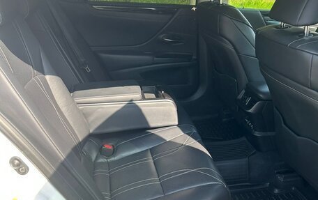 Lexus ES VII, 2019 год, 3 450 000 рублей, 9 фотография