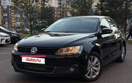 Volkswagen Jetta VI, 2013 год, 700 000 рублей, 5 фотография