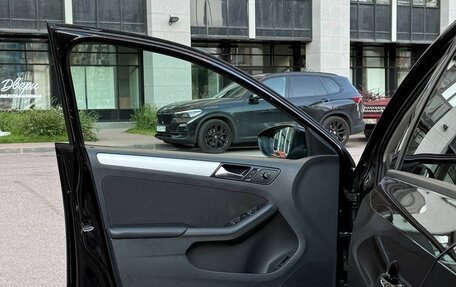 Volkswagen Jetta VI, 2013 год, 700 000 рублей, 22 фотография