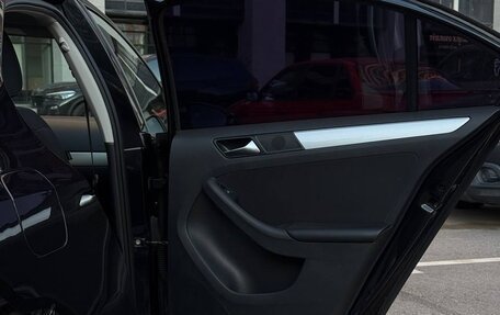 Volkswagen Jetta VI, 2013 год, 700 000 рублей, 25 фотография