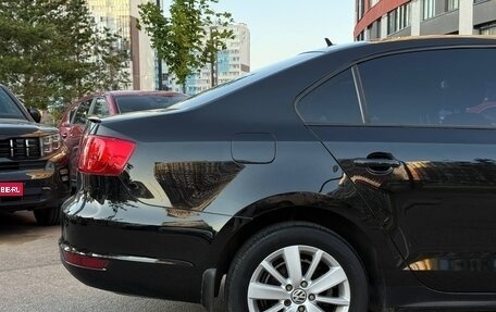 Volkswagen Jetta VI, 2013 год, 700 000 рублей, 21 фотография