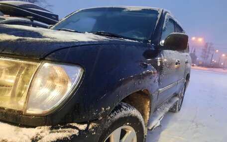 Toyota Land Cruiser 100 рестайлинг 2, 2004 год, 1 600 000 рублей, 3 фотография