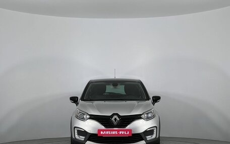 Renault Kaptur I рестайлинг, 2017 год, 1 369 000 рублей, 2 фотография