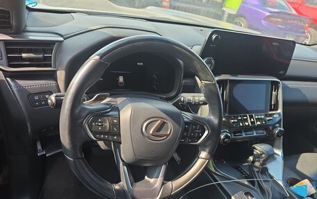 Lexus LX, 2022 год, 13 200 000 рублей, 10 фотография