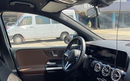 Mercedes-Benz B-Класс, 2019 год, 2 150 000 рублей, 12 фотография