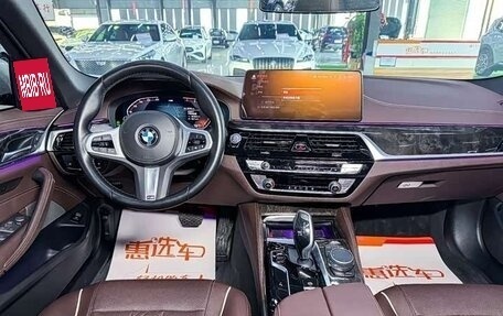 BMW 5 серия, 2022 год, 3 520 000 рублей, 9 фотография