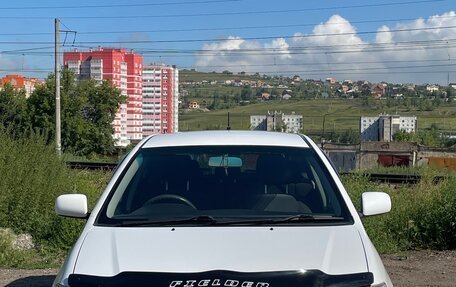 Toyota Corolla, 2005 год, 740 000 рублей, 2 фотография