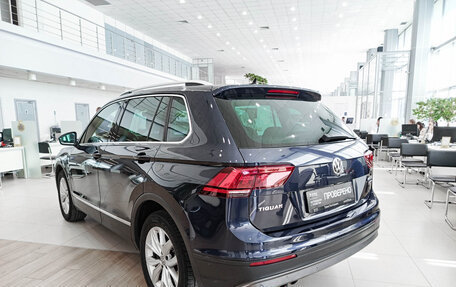 Volkswagen Tiguan II, 2017 год, 1 925 000 рублей, 11 фотография