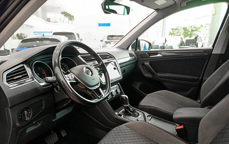 Volkswagen Tiguan II, 2017 год, 1 925 000 рублей, 20 фотография