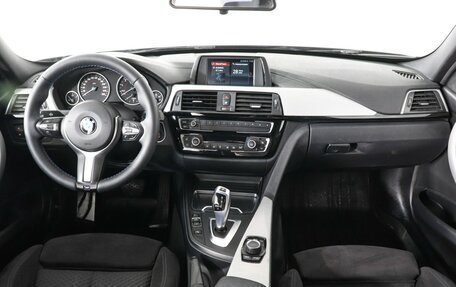 BMW 3 серия, 2017 год, 2 247 000 рублей, 10 фотография