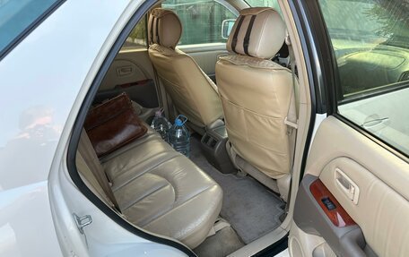 Lexus RX IV рестайлинг, 2000 год, 690 000 рублей, 22 фотография
