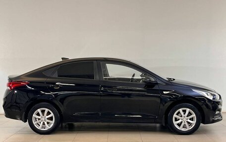 Hyundai Solaris II рестайлинг, 2017 год, 1 235 000 рублей, 8 фотография