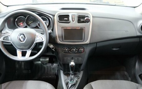 Renault Logan II, 2019 год, 900 000 рублей, 6 фотография