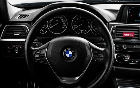 BMW 3 серия, 2018 год, 1 998 000 рублей, 12 фотография