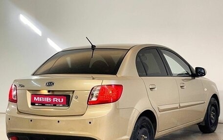 KIA Rio II, 2011 год, 647 000 рублей, 6 фотография