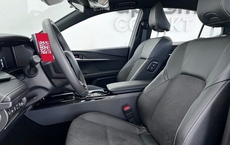 Toyota Camry, 2024 год, 3 950 000 рублей, 32 фотография