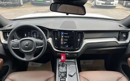 Volvo XC60 II, 2021 год, 3 500 000 рублей, 7 фотография