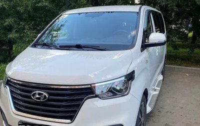 Hyundai Grand Starex Grand Starex I рестайлинг 2, 2020 год, 3 800 000 рублей, 1 фотография