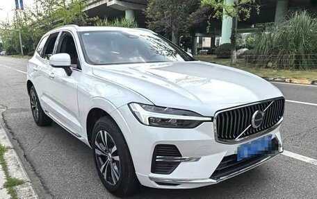 Volvo XC60 II, 2022 год, 3 100 000 рублей, 2 фотография