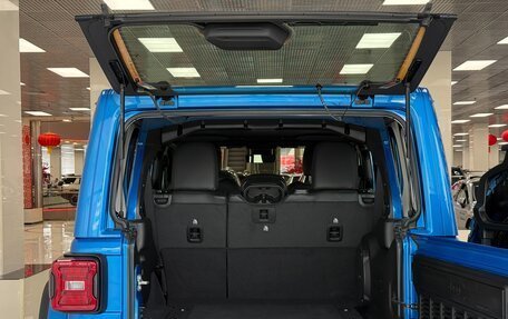 Jeep Wrangler, 2024 год, 7 990 000 рублей, 19 фотография