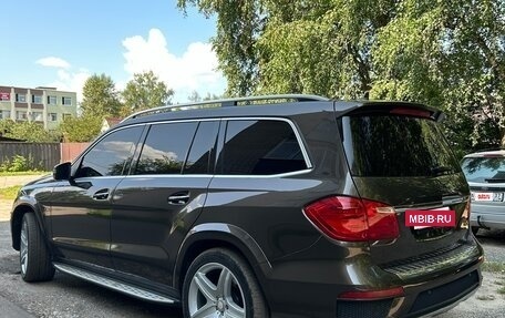 Mercedes-Benz GL-Класс, 2013 год, 3 200 000 рублей, 3 фотография